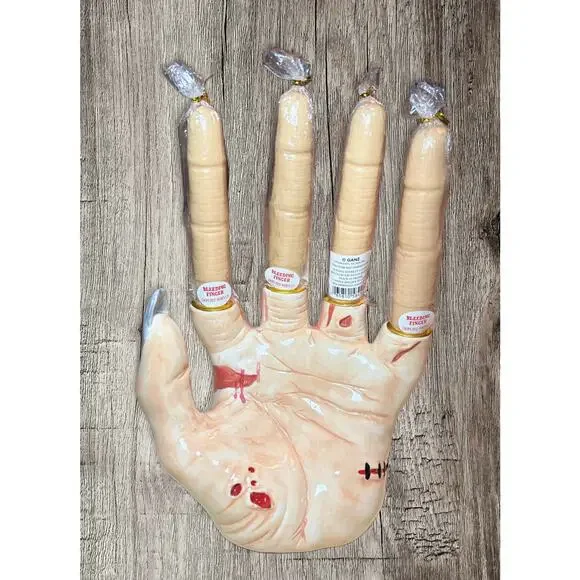 Ganz Halloween bloody hand candlestick finger candelabra. No chips or cracks - Picture 2 of 3